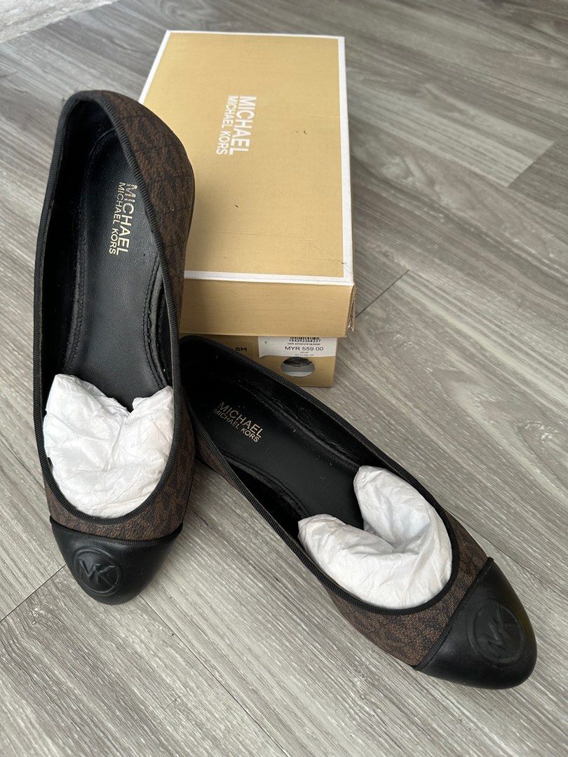 Michael kors on sale dylyn flats