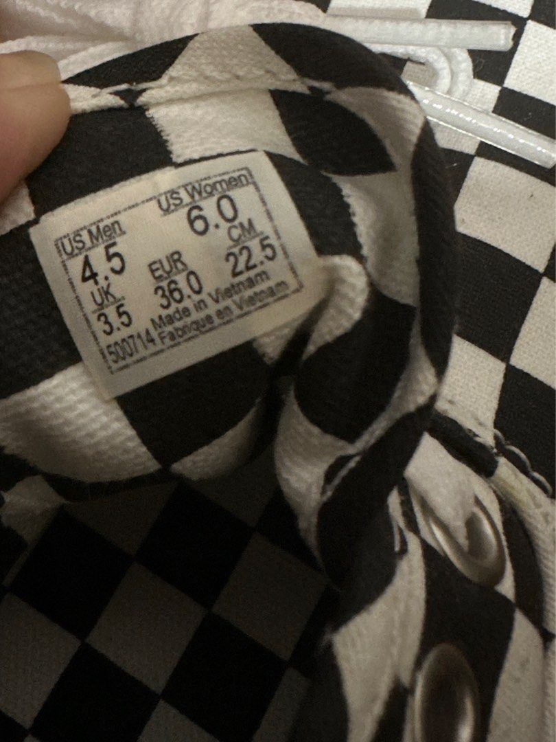 Vans Checkered (Category: Sneakers) located in Manila. Submitted by helpmeedeclutter__ (Listing ID 1253833064, Image 3). Description: Never been used Size 6 .