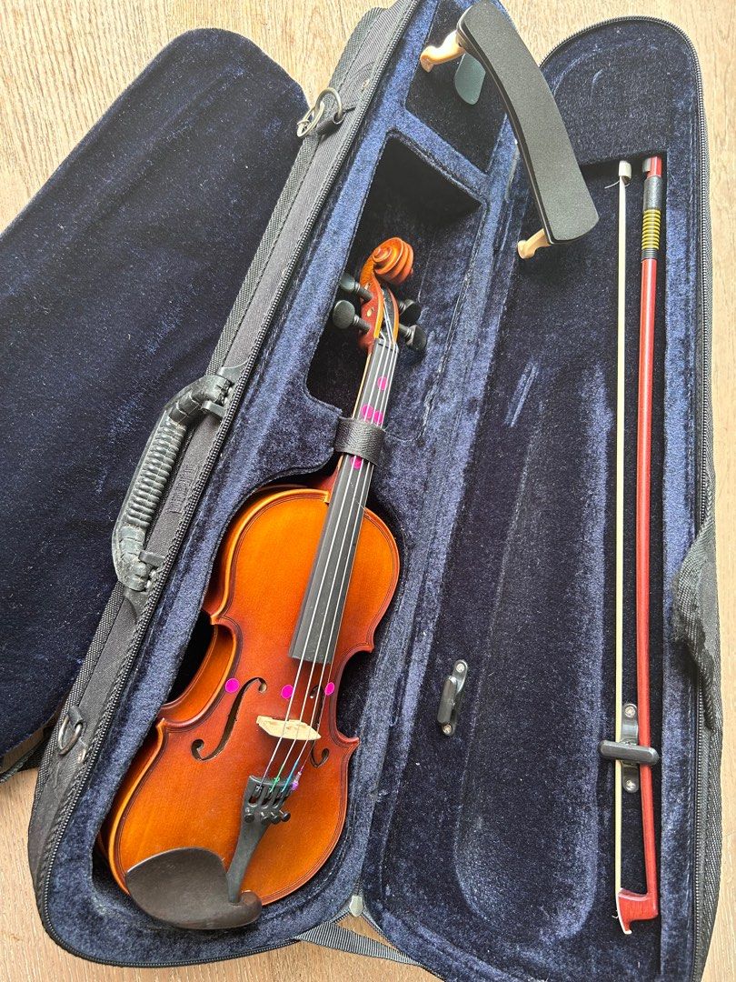 Violin, Hobbies & Toys, Music & Media, Musical Instruments on Carousell