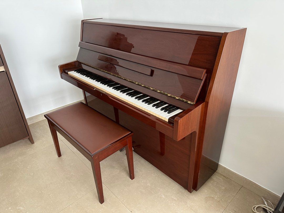 Yamaha P2HR upright piano