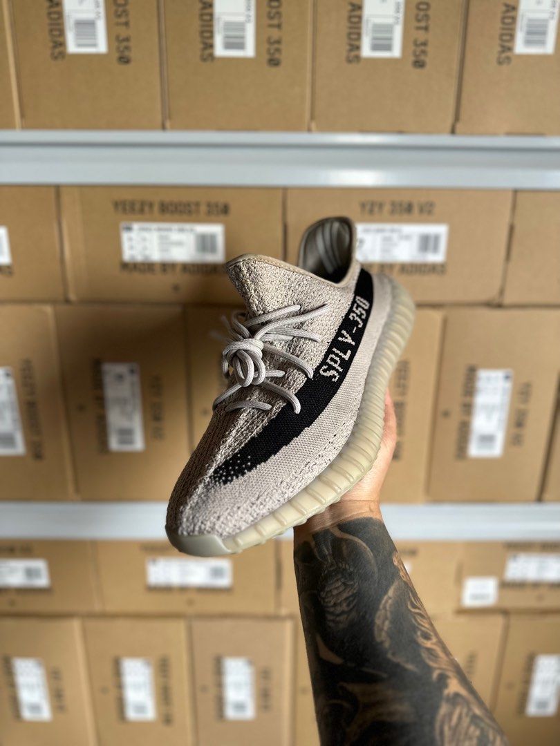 YEEZY SLATE 10.5US USED Men s Fashion Footwear Sneakers on