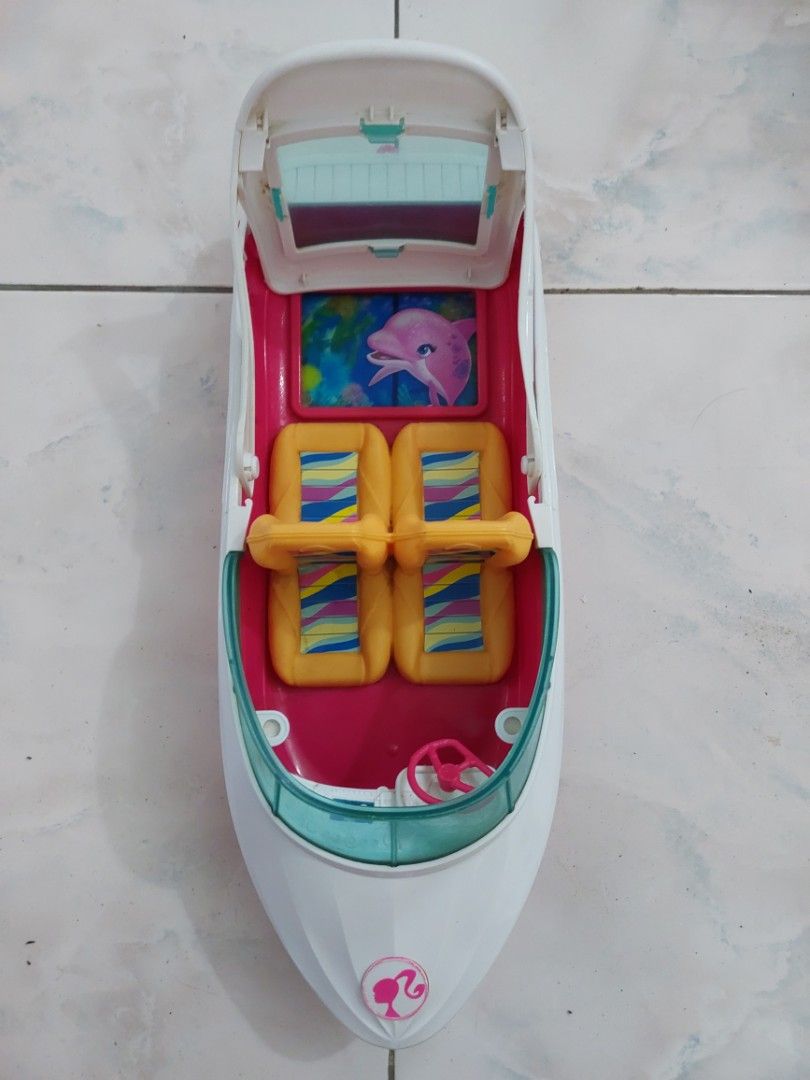 Barbie dolphin online magic boat set