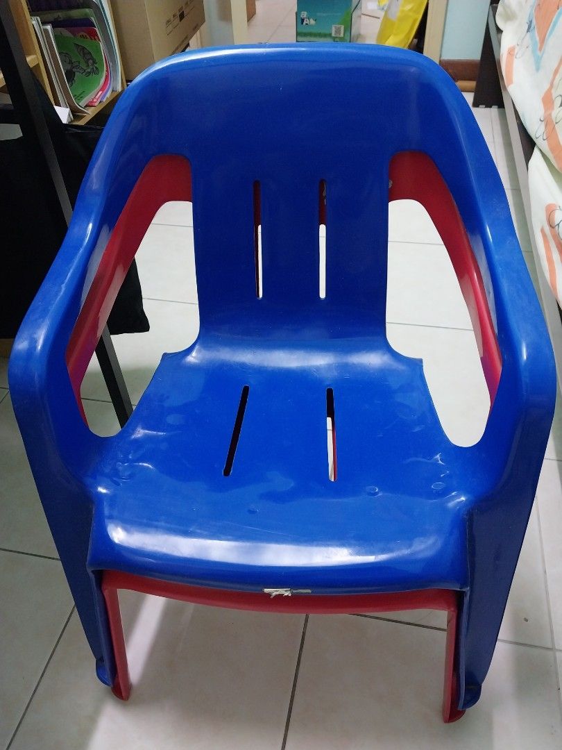 3V Children Chairs with arms, Babies & Kids, Baby Nursery & Kids
