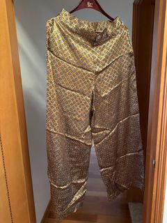 （分類：）位於 。 由 samc68721 提交（商品編號 1275797461，圖片 1）。簡介： 。