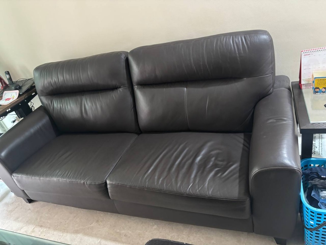 4 Seater Sofa Set (Not Torn), Furniture & Home Living, Furniture, Sofas