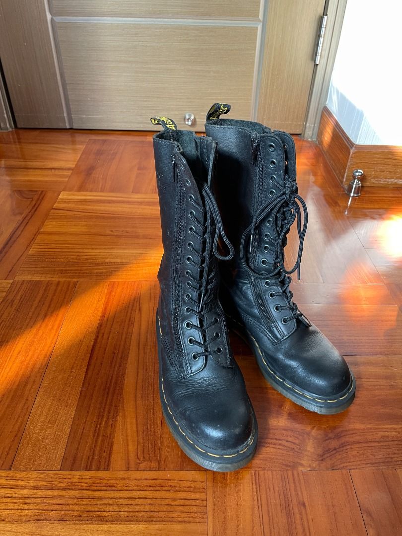 Dr martens 6 outlet loch 98