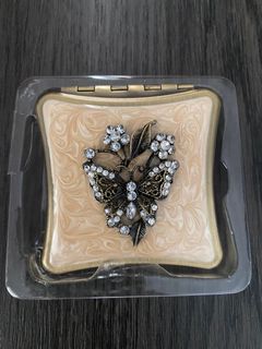 （分類：）位於 。 由 csy1008 提交（商品編號 1275777251，圖片 1）。簡介： 。