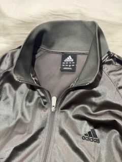 (Category: ) located in . Submitted by thriftwithking (Listing ID 1275650846, Image 1). Description: .