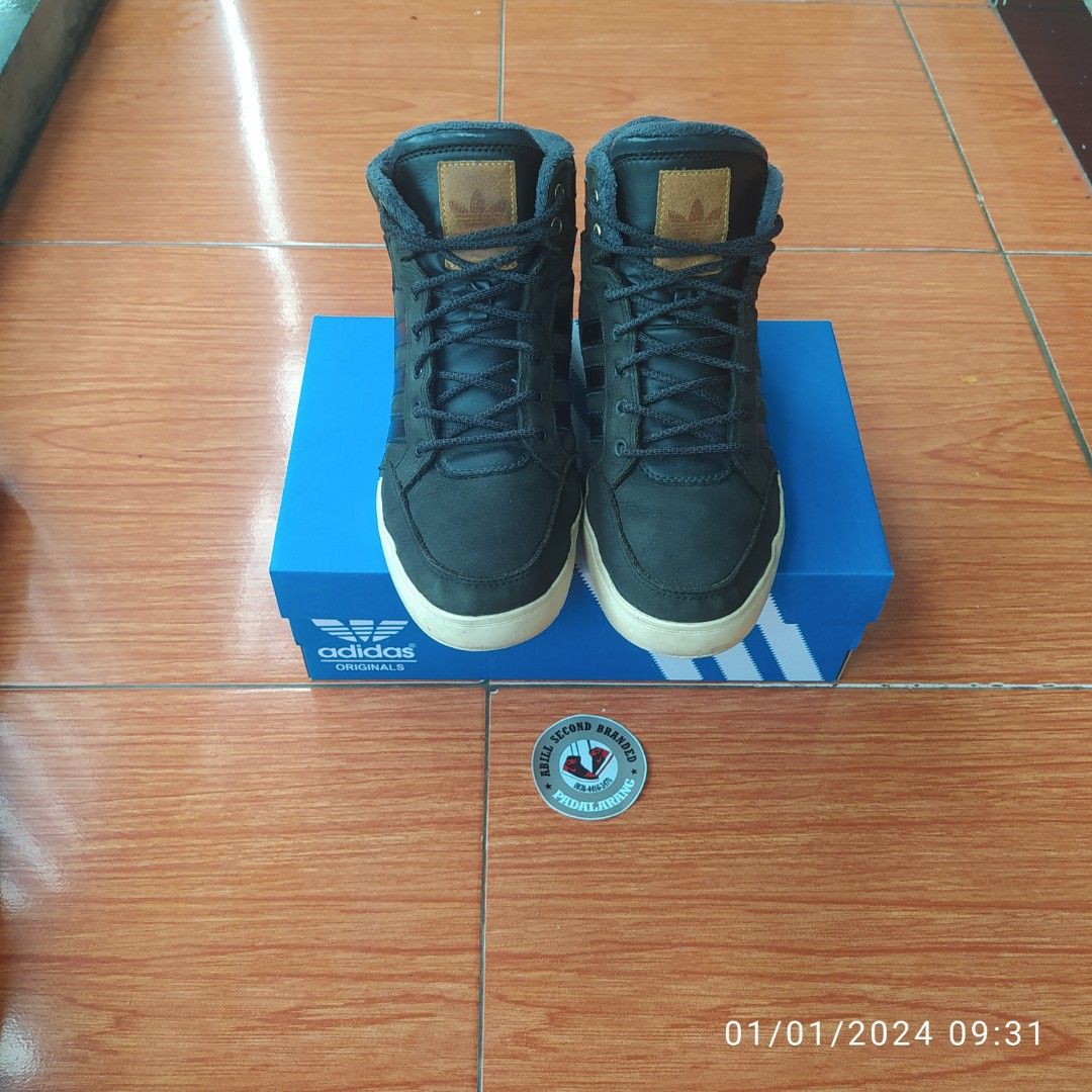Adidas clearance hardcourt waxy