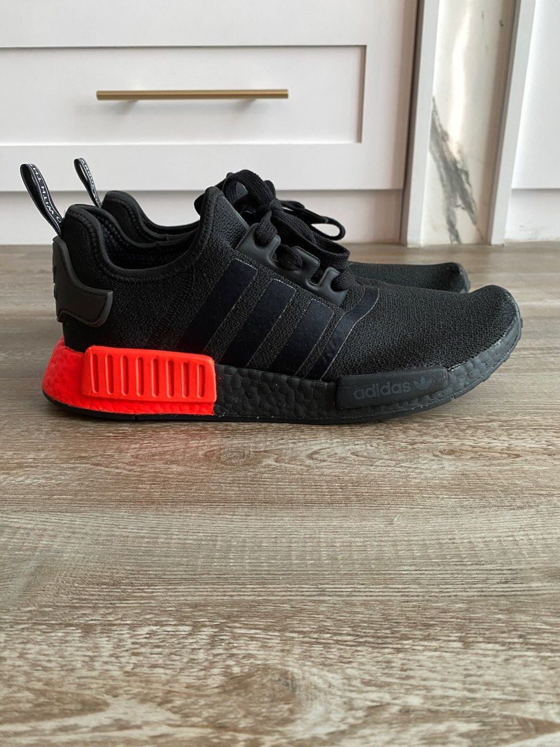 Adidas NMD R1 Hitam Merah Fesyen Pria Sepatu Sneakers di Carousell