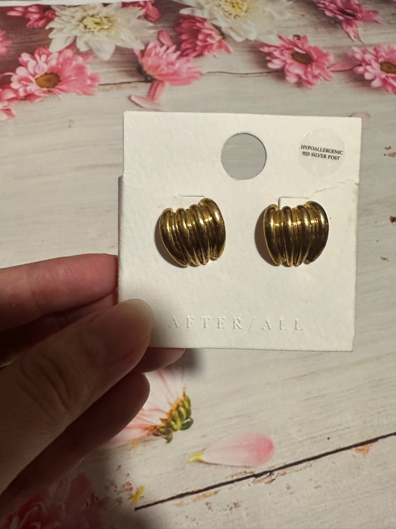 All gold earrings cheap
