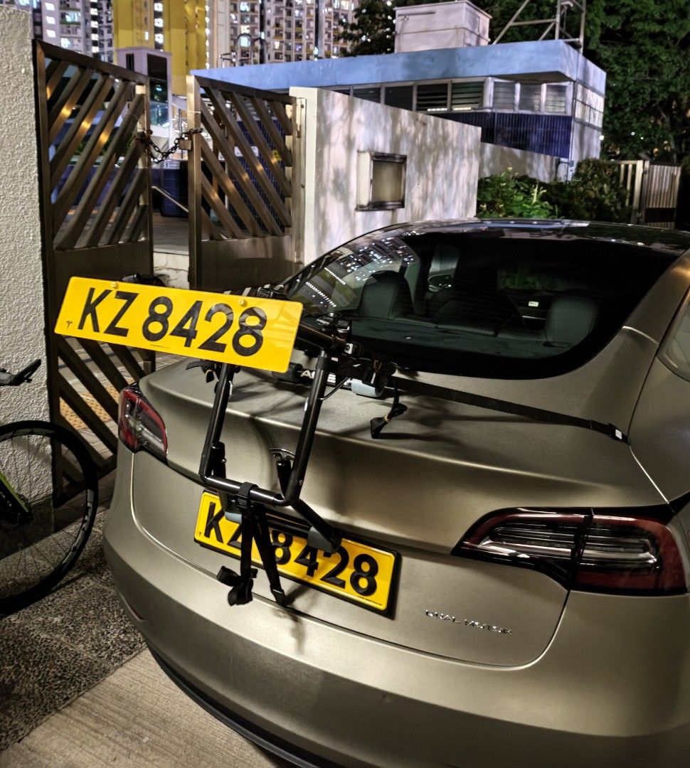 Thule raceway 2 tesla model 3 on sale