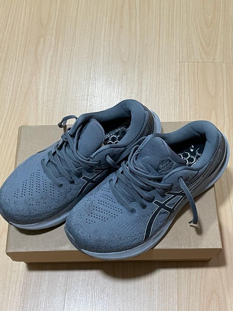 Asics hotsell kayano 42