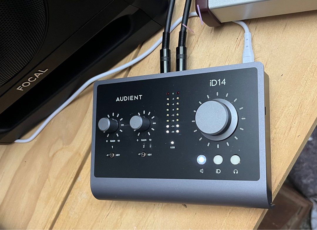 Audient iD14 MKII Audio Interface, Hobbies & Toys, Music & Media, Music ...