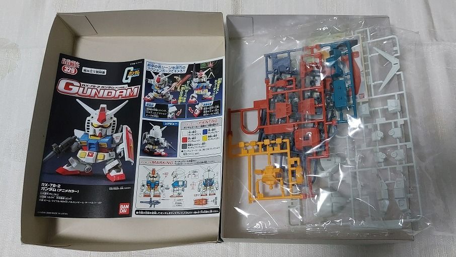 BANDAI SD-Gundam Model RX-78-2, Hobbies & Toys, Toys & Games on Carousell