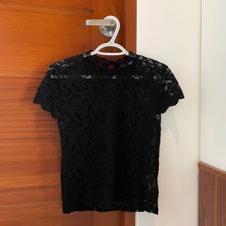 (Category: ) located in . Submitted by ysa.decluttering (Listing ID 1275740484, Image 1). Description: .