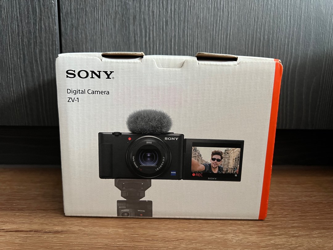 BN Sony ZV1 with 64GB SD card, Photography, Video Cameras on Carousell