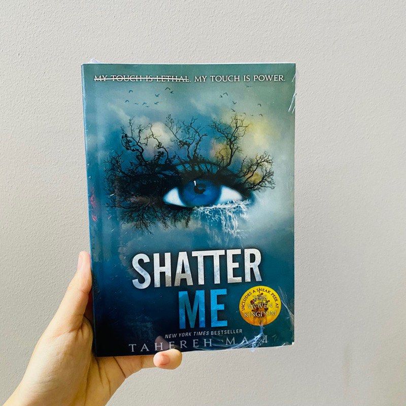 SHATTER ME SERIES 6-BOOK BOX SET, Hobbies & Toys, Books & Magazines,  Fiction & Non-Fiction on Carousell