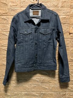 Bossini jacket on sale price philippines