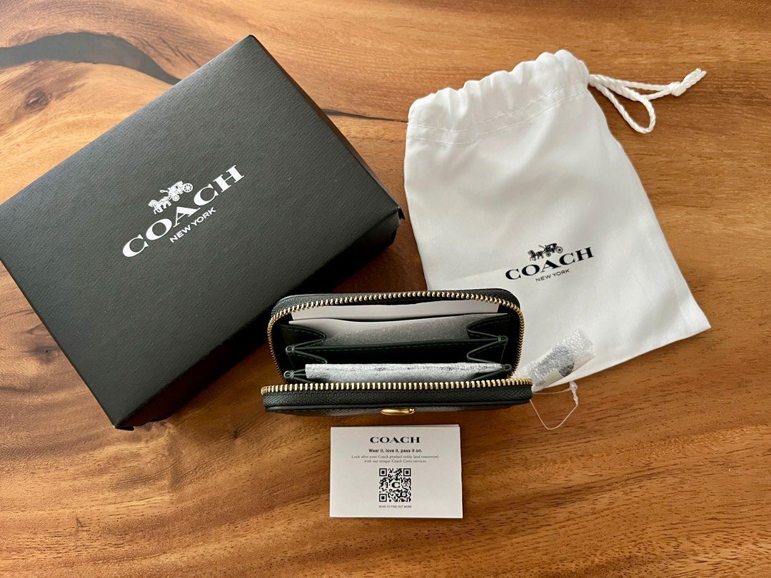 BRAND NEW COACH SMALL ZIP AROUND CARD CASE Women s Fashion Bags Wallets Purses Pouches on Carousell