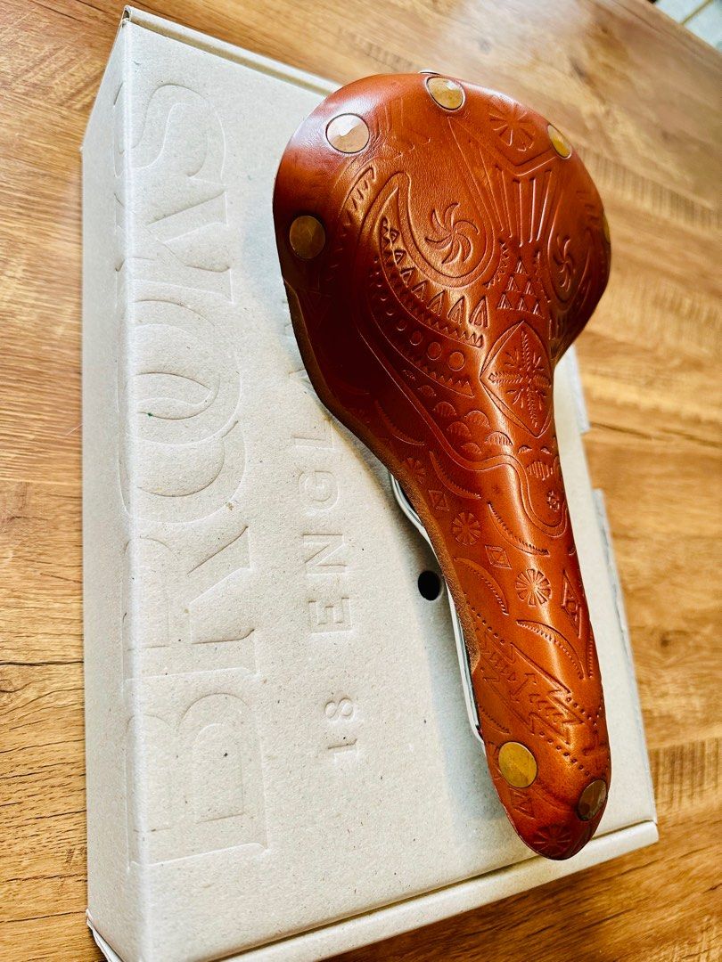 Brooks hotsell vans saddle