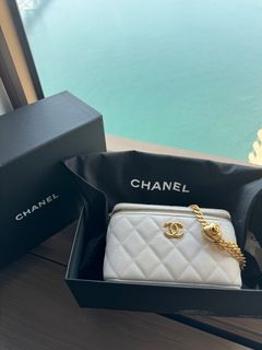 （分類：）位於 。 由 annaaaab 提交（商品編號 1275685143，圖片 1）。簡介： 。