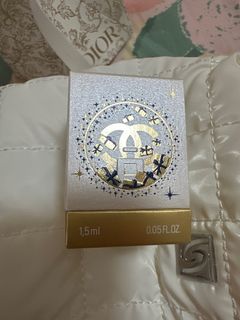 （分類：）位於 。 由 handclover 提交（商品編號 1275663464，圖片 1）。簡介： 。