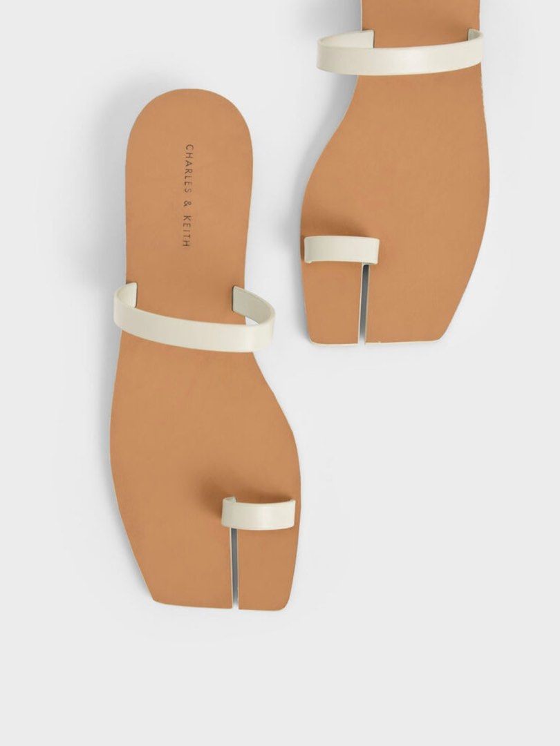 Charles and discount keith flat sandals