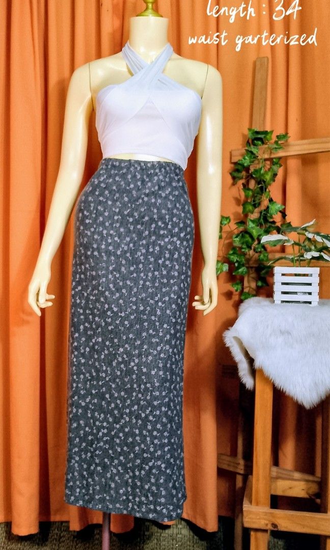 Full skirt 2025 size 22