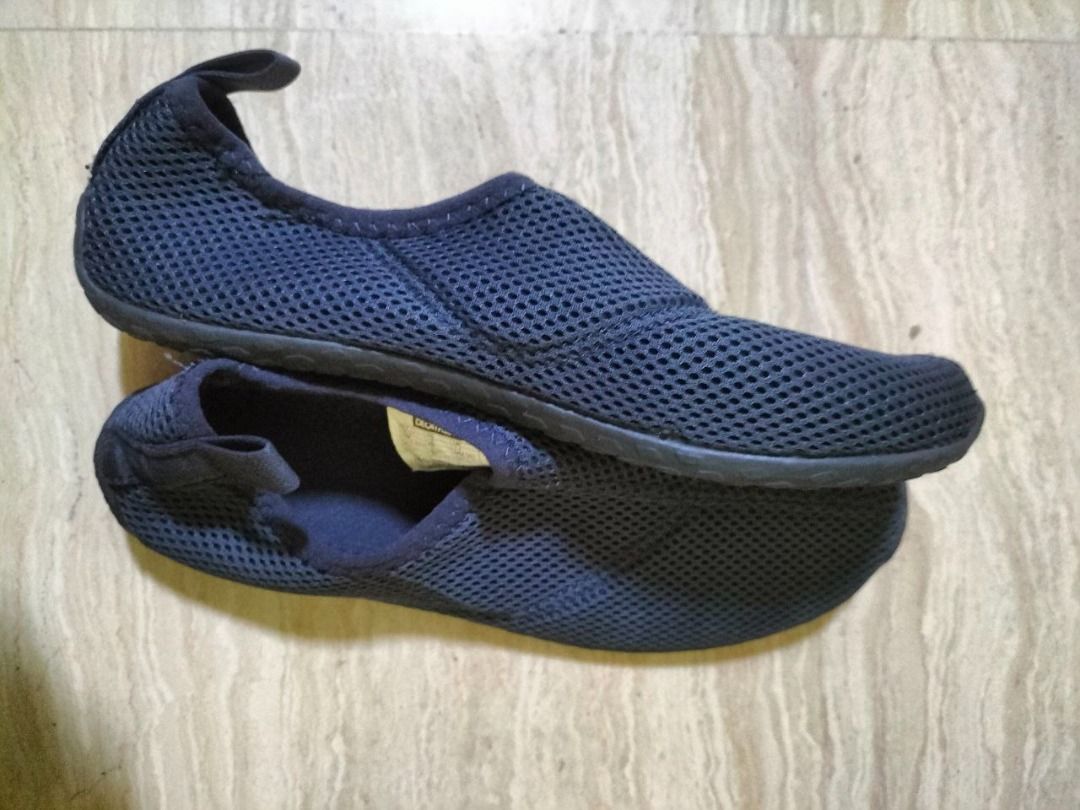 Reef shoes decathlon store