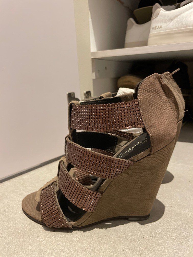 Wedges elizabeth new arrivals