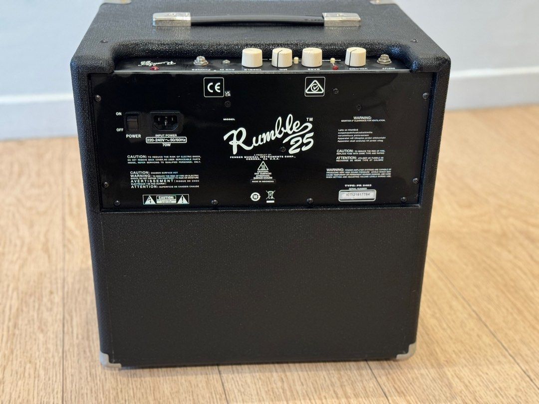 Fender Rumble 25 Bass Guitar Amp, Hobbies & Toys, Music & Media ...