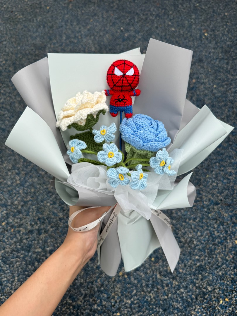 Flower Bouquet｜spiderman flower bouquet rose bouquet, Hobbies & Toys