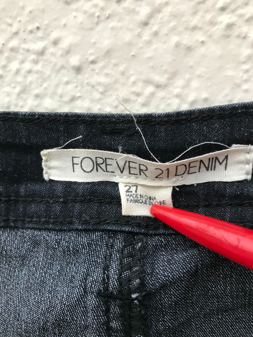 Forever 21 denim jeans. Size 27. In good condition. Women s