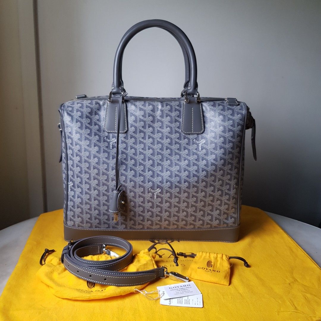 Goyard Victoria PM in Grey