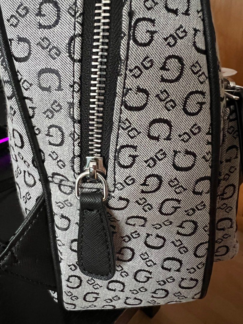 G by hotsell guess mini backpack