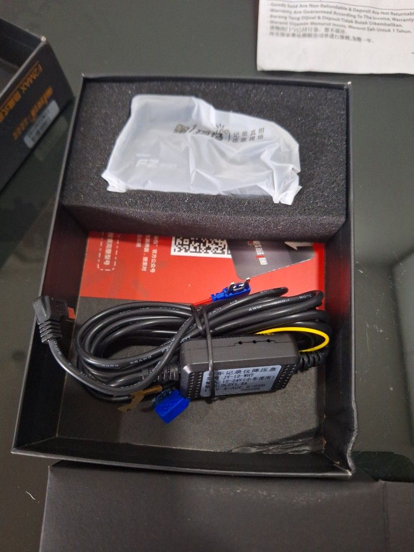 HD DASH CAMERA (Category: Accessories) located in Singapore. Submitted by cookiemonster (Listing ID 1275717339, Image 3). Description: Complete full set. Brand new in box 1 channel Self collect at cck.