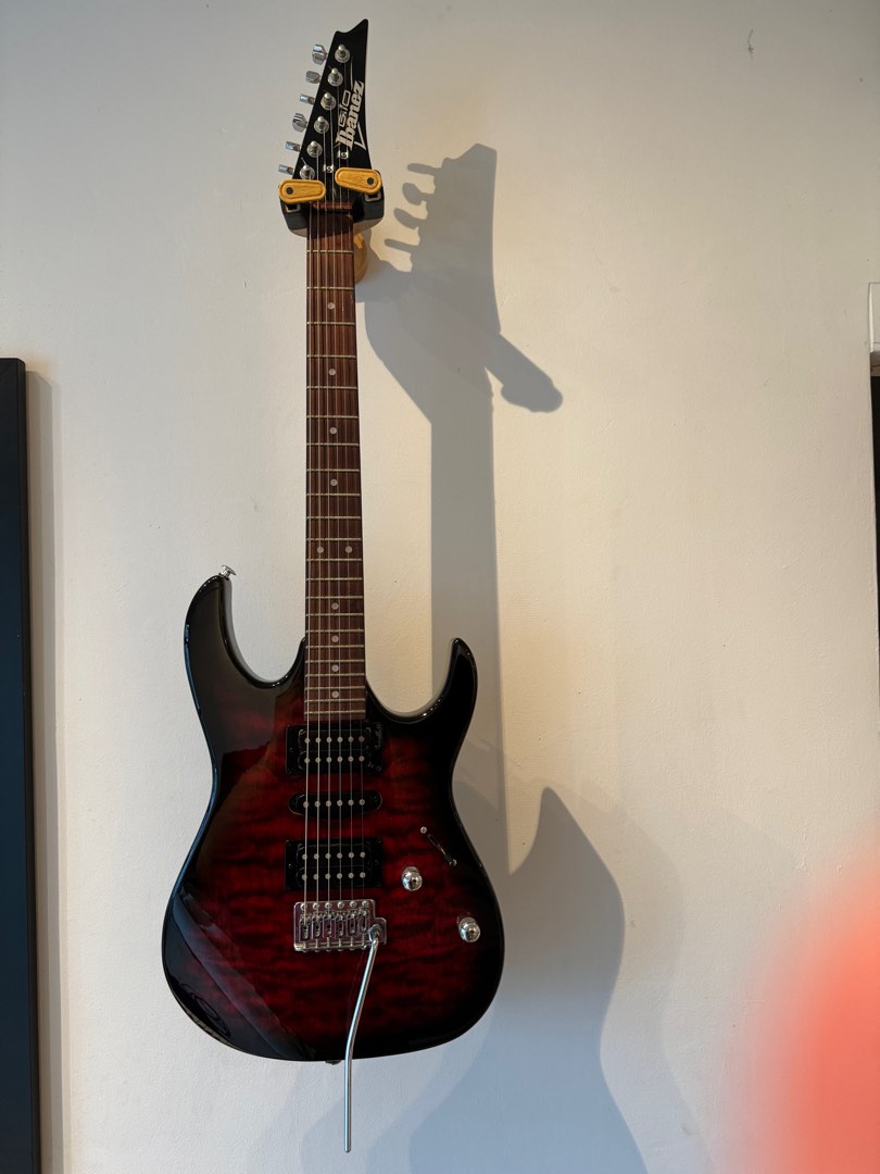 Ibanez Gio Electric Guitar, Hobbies & Toys, Music & Media, Musical ...