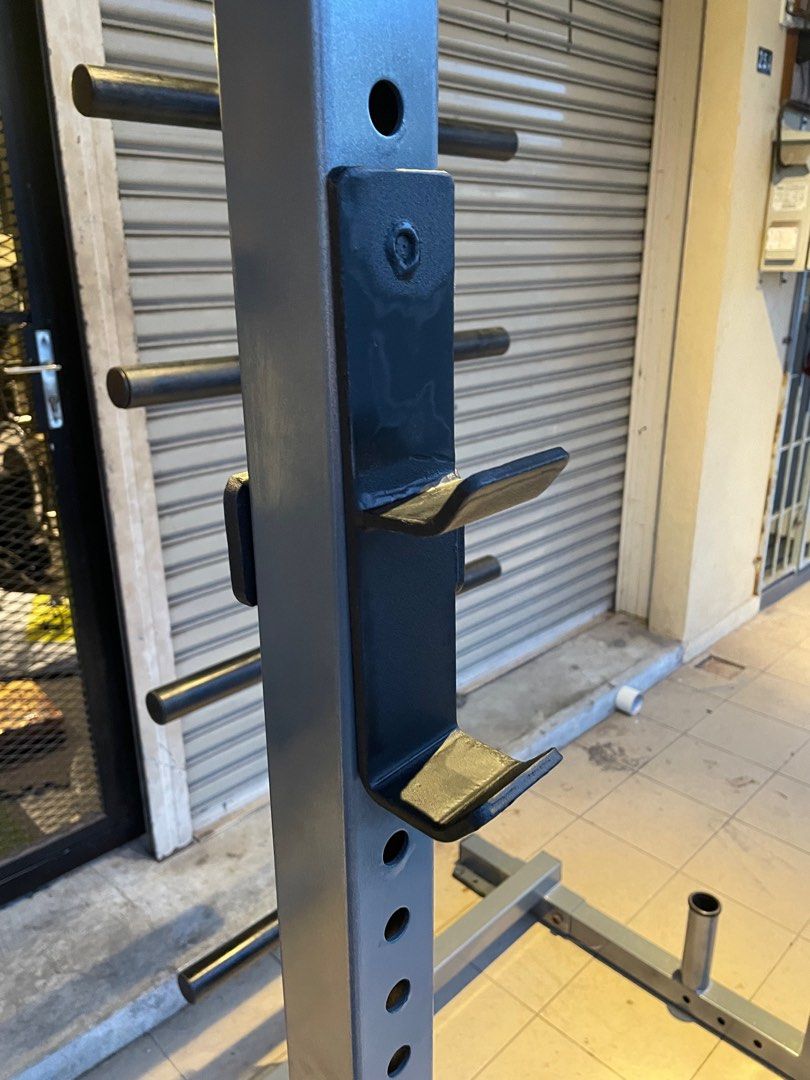 Im1500 best sale half rack
