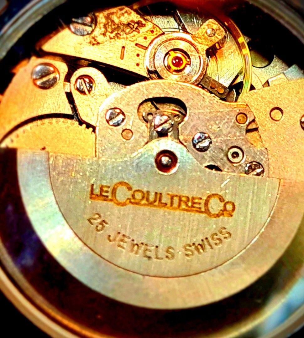 #Jaeger LeCoultre #Swiss Made #Luxury Watch #Automatic (Category: Luxury Watches) located in Caloocan City. Submitted by allig8 (Listing ID 1275766930, Image 2). Description: This Jaeger LeCoultee luxury and sporty Swiss watch boasts a thick and heavy silvery case with a beautiful round white dial that features luminous hour markers as indices, and hour and minute hands that glow in the dark. The 43mm case houses a reliable automatic movement wit
