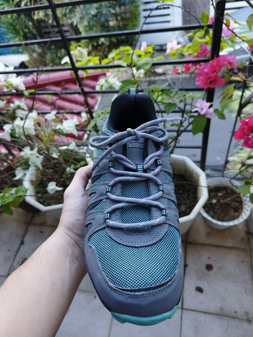 Khombu Shoes