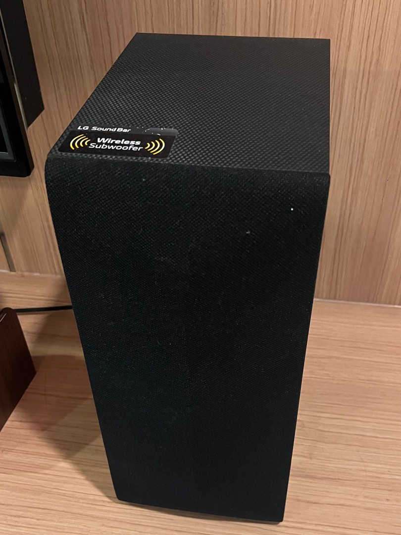 LG Sound Bar, Audio, Soundbars, Speakers & Amplifiers on Carousell