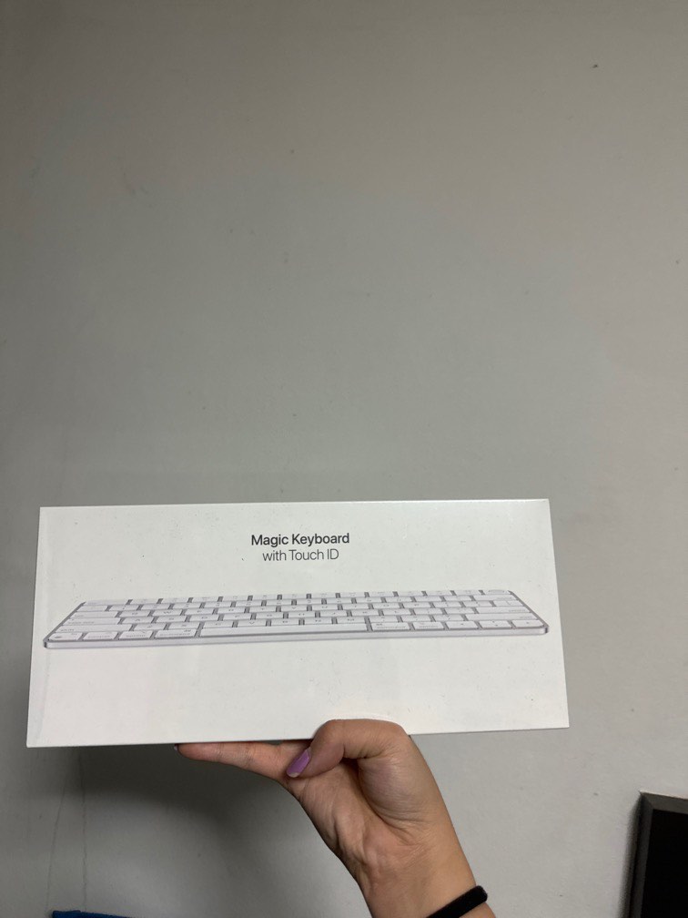 Magic Keyboard with Touch ID, Computers & Tech, Parts & Accessories ...