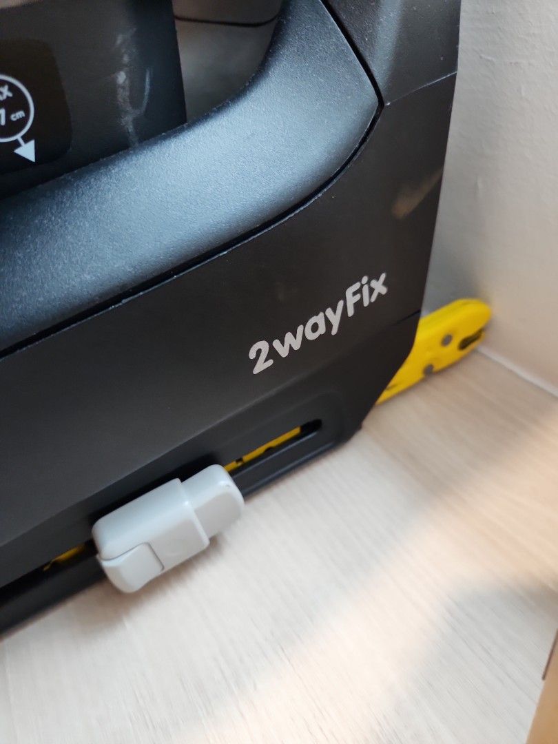 Isofix base clearance stuck