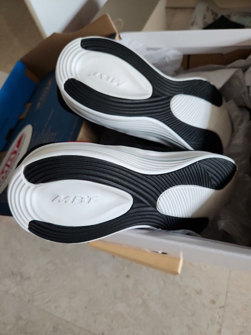 Mbt slip clearance resistant shoes