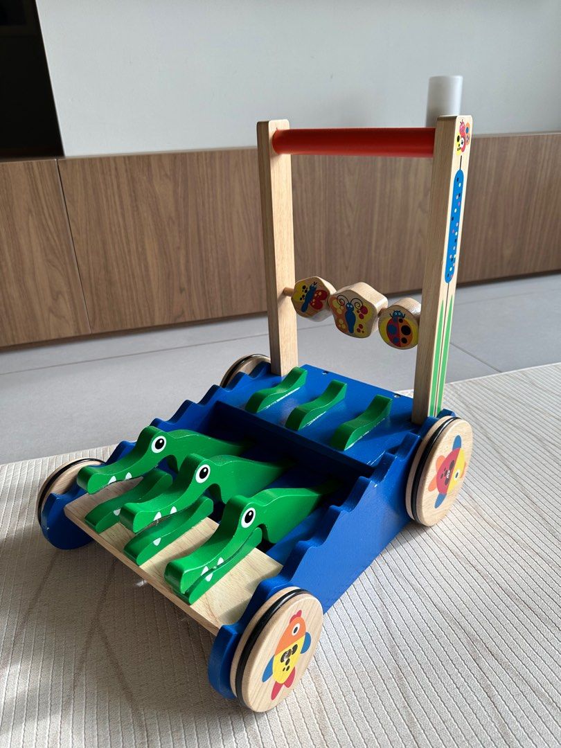 Melissa and top doug crocodile