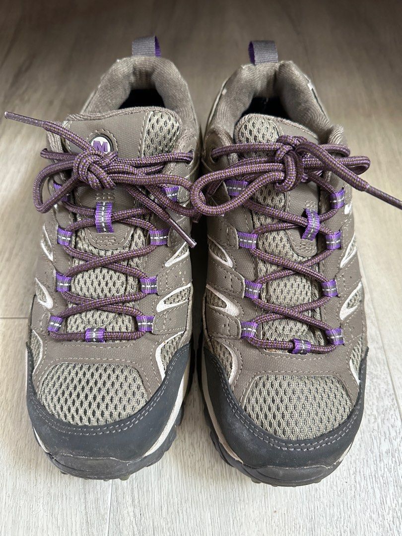 Used shop merrell shoes