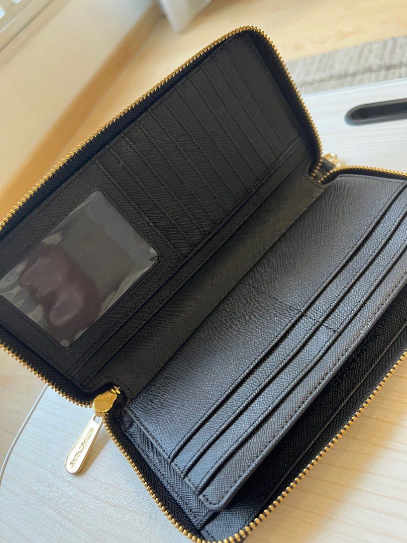 Michael michael kors jet set travel crossgrain leather continental wallet 2025