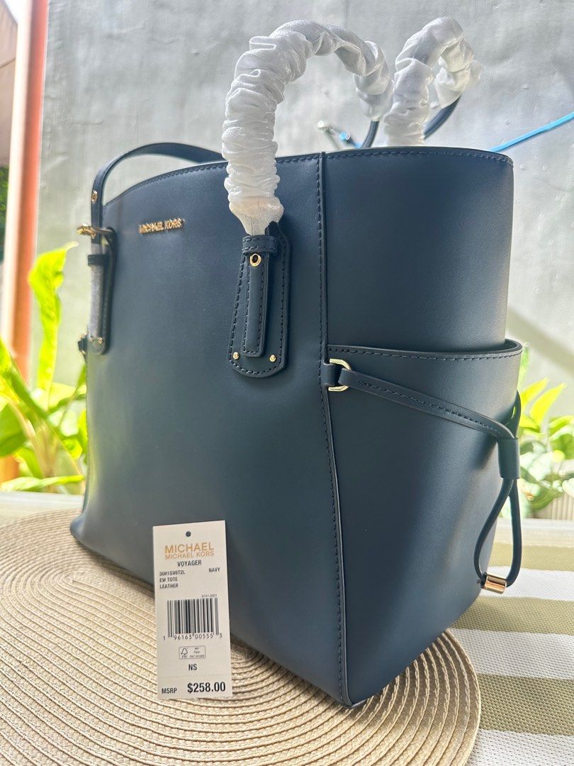 Michael kors navy blue handbag on sale