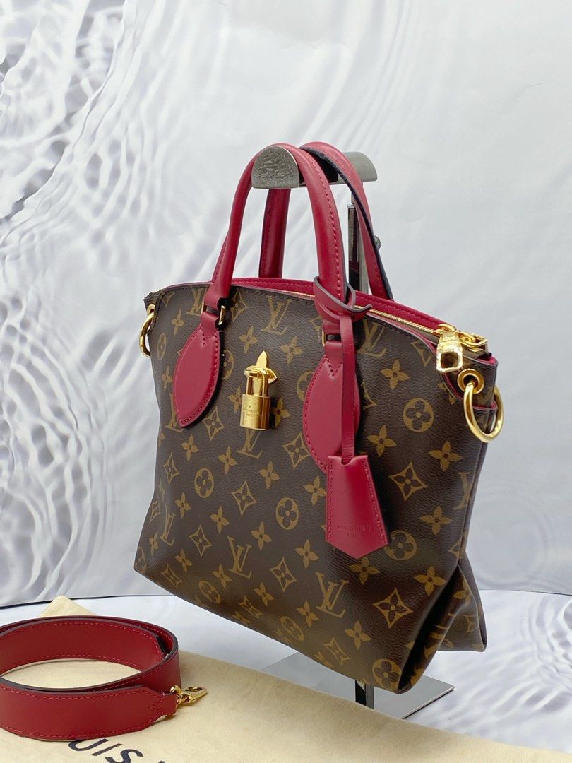 Flower zipped sales tote bb